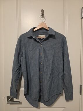 Denim Forum Blue Chambray Button-Down Shirt